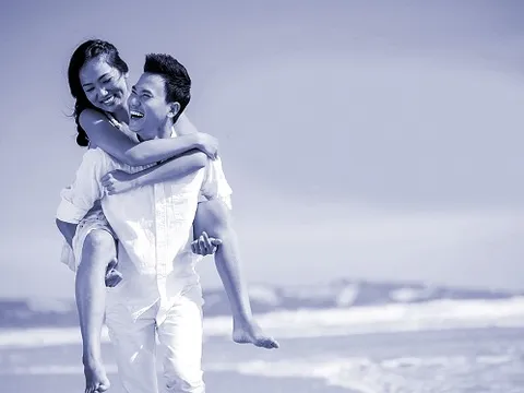 Năm mới rồi, “giặt giũ” lại hôn nhân đi