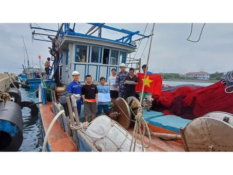 Điểm tựa vững chắc giữa trùng khơi