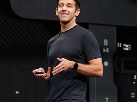 Thêm “lão thành” Apple rời khỏi công ty sau 25 năm