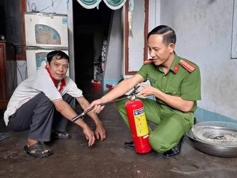 Gia Lai: 100% hộ dân ở thị xã An Khê tự trang bị bình chữa cháy