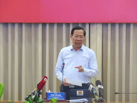 Chủ tịch UBND TPHCM chỉ đạo khẩn về vụ việc tại Trường Quốc tế Mỹ