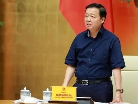 Đẩy nhanh tiến độ xây dựng các Nghị quyết trình Quốc hội về đất đai