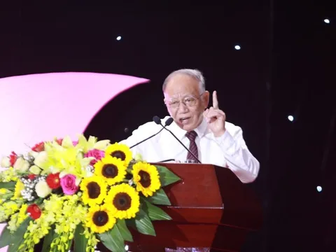 Tổ chức nói chuyện chuyên đề về Chủ tịch Hồ Chí Minh