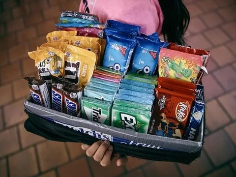 Số phận những trẻ em mưu sinh trên tàu điện ngầm New York