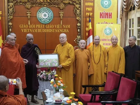 Đức Tăng Thống Myanmar đến thăm Việt Nam mùa Phật đản