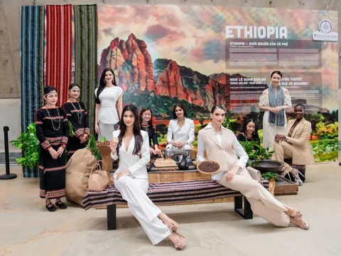 Miss Grand International khám phá nét văn hóa cà phê Việt Nam