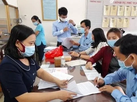 Tiêu chuẩn xét thăng hạng viên chức hỗ trợ pháp lý lĩnh vực công chứng, đấu giá tài sản, trợ giúp pháp lý