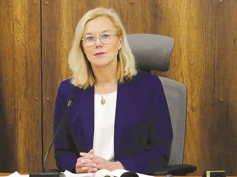 Người phụ nữ lấy “hòa bình, an ninh, công lý” làm động lực phát triển