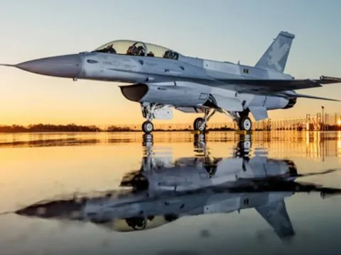 Phiên bản mạnh nhất của chiến đấu cơ F-16 vẫn “đắt như tôm tươi”