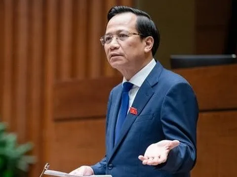 “Có lao động sáng làm cho ông chủ này nhưng tối làm cho ông chủ khác”