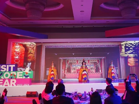 Phát triển thêm nhiều sản phẩm du lịch Việt Nam - Hàn Quốc