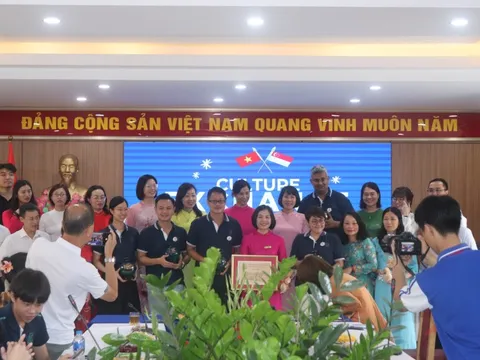 Hà Nội: Giáo viên, học sinh Singapore giao lưu với trường THCS Thành Công, quận Ba Đình
