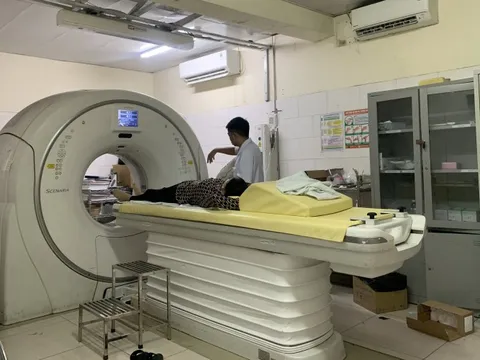 Hoàn thiện hành lang pháp lý để các cơ sở y tế yên tâm, chủ động mua sắm thuốc