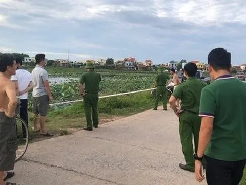Phát hiện thi thể nam thanh niên dưới mương nước