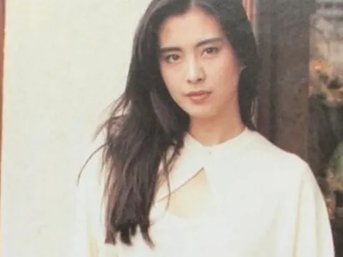 Nàng "ngọc nữ" sở hữu gia tài tỷ đô, mua đứt căn nhà chỉ sau 30 phút, lẻ bóng ở tuổi 57