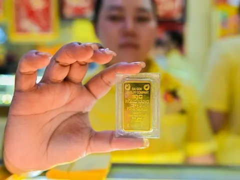 Ngân hàng Nhà nước: Giá vàng miếng sẽ giảm chênh lệch