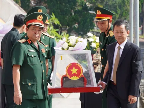 Kon Tum truy điệu, an táng 15 liệt sĩ hy sinh tại Lào và Campuchia