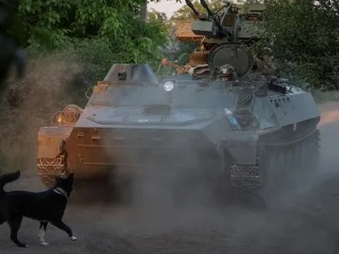 Kremlin cảnh báo phương Tây về việc cung cấp vũ khí tầm xa cho Ukraine