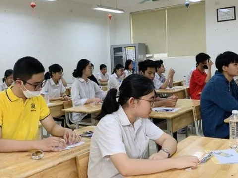 Thi lớp 10 ở Hà Nội: Những vật dụng bị cấm mang vào phòng thi