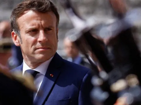 Câu hỏi lớn lơ lửng sau khi Tổng thống Pháp Macron kêu gọi bầu cử sớm