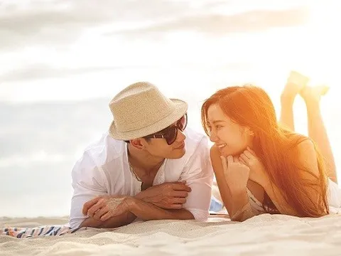 Yêu lại từ đầu