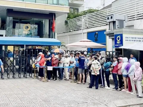 Ngân hàng Nhà nước đề nghị Bộ Công an phối hợp xử lý hành vi đầu cơ, thuê người xếp hàng mua gom vàng để đẩy giá