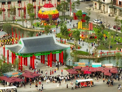 Du khách vỡ òa cảm xúc khi được trải nghiệm chất sống thượng lưu trên đảo Vũ Yên