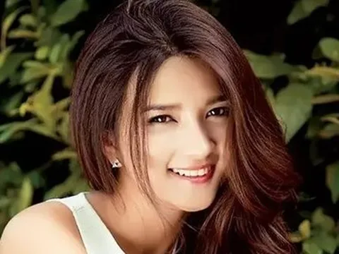 Làm mẹ đơn thân khi 21 tuổi, "đệ nhất mỹ nhân Sài thành" ở ngưỡng U40 bị con gái thúc giục lấy chồng