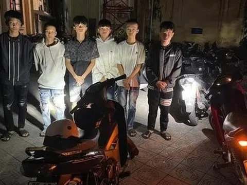 Huế: Bắt nhóm thanh thiếu niên chạy xe mô tô lạng lách, đánh võng
