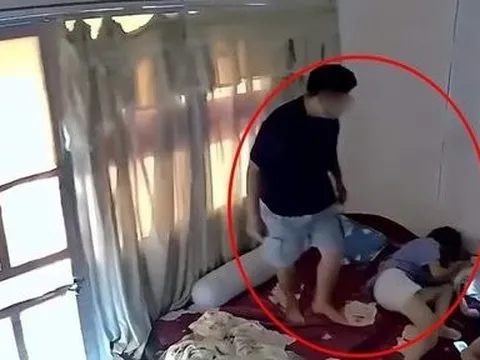 Triệu tập người đàn ông đánh vợ trước mặt con nhỏ