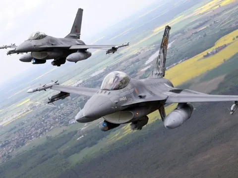 Ukraine đang “dọn ổ” đón “Chim Cắt” F-16?
