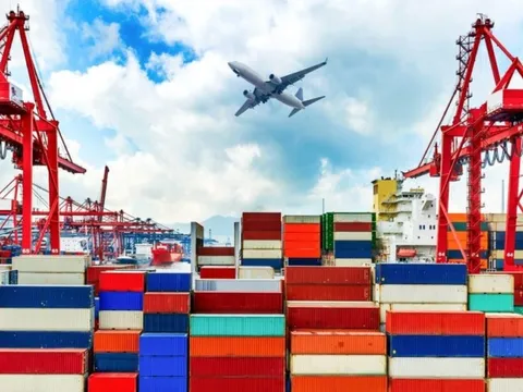Quy định mới về quản lý nhập khẩu hàng hóa tân trang