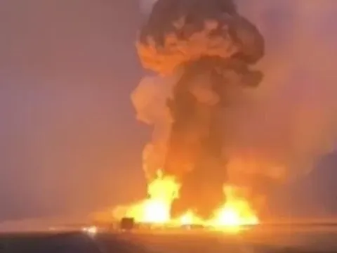 “Sát thủ diệt tăng” Nga tấn công chính xác, phá hủy “taxi chiến trường” của Ukraine