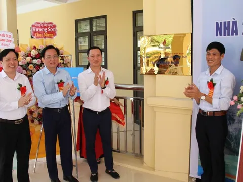 Petrovietnam và BSR khánh thành nhà 2 tầng, 6 phòng học tại Trường THCS Đông Sơn (Thái Bình)