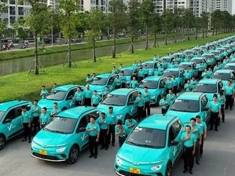 Chính phủ yêu cầu tạo giải pháp chuyển đổi sang xe điện cho doanh nghiệp taxi