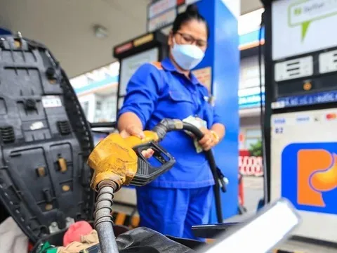 Giá xăng dầu đồng loạt tăng