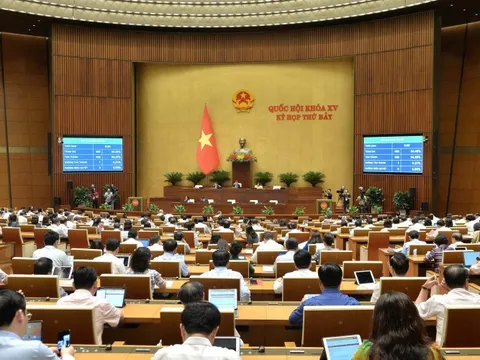 Thông qua Nghị quyết về phê chuẩn quyết toán ngân sách nhà nước năm 2022
