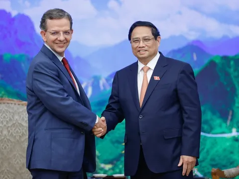 IMF dự báo Việt Nam duy trì tăng trưởng cao hơn khu vực