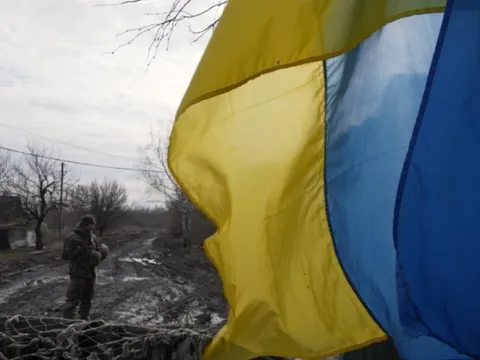 “Cú hích” chính trị cho Ukraine