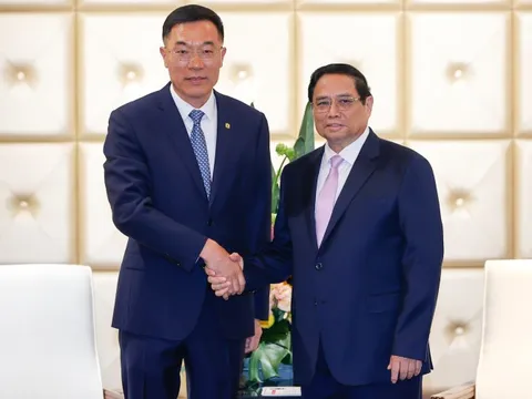 Thủ tướng tiếp lãnh đạo các tập đoàn đường sắt, điện lực hàng đầu Trung Quốc