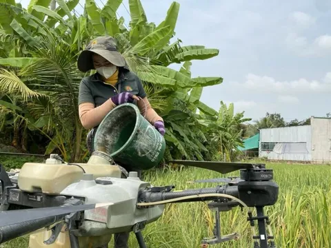 Chuyển đổi số: Từ thách thức đến cơ hội của nông dân