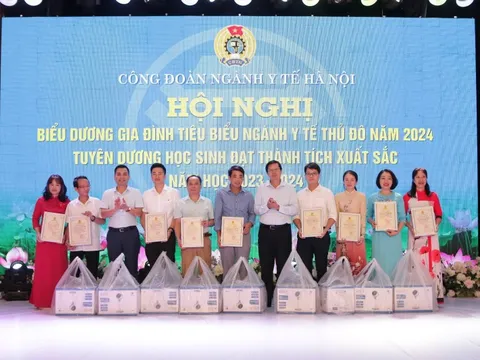 Công đoàn ngành Y tế biểu dương 164 Gia đình tiêu biểu