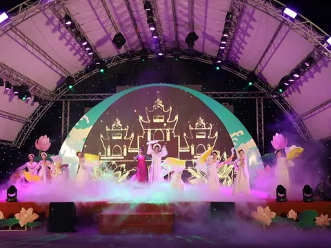 Lắng đọng câu chuyện lịch sử, văn hóa Tây Hồ qua chương trình “Huyền diệu Hồ Tây”