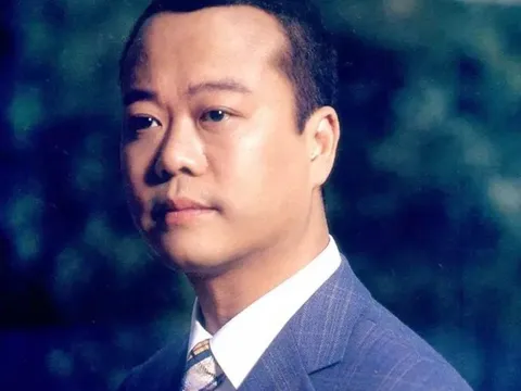 Âu Dương Chấn Hoa: Nỗi lòng khi cưới vợ giàu