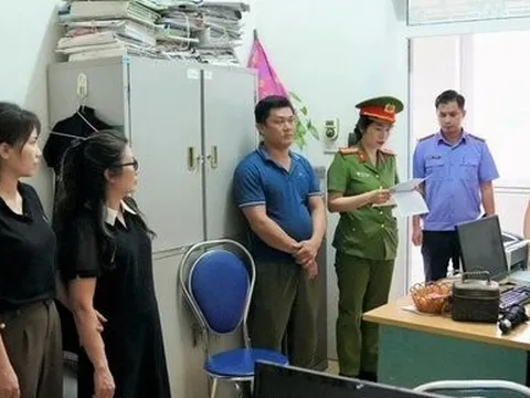 Khởi tố 6 nguyên cán bộ Trung tâm giáo dục nghề ở Hòa Bình