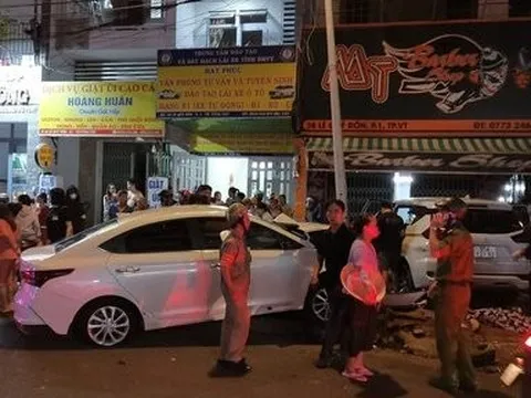 Điều tra vụ ô tô tông nhiều xe máy ở Vũng Tàu, 2 người tử vong