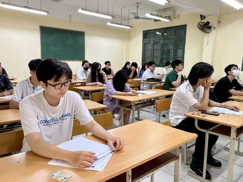 Sáng nay, 28/6, thí sinh thi tổ hợp Khoa học tự nhiên, Khoa học xã hội