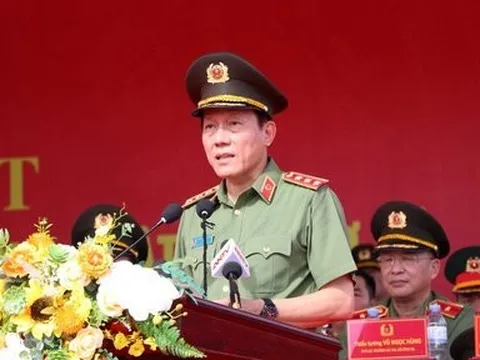 Bộ trưởng Bộ Công an dự lễ ra mắt lực lượng bảo vệ ANTT cơ sở ở Nghệ An