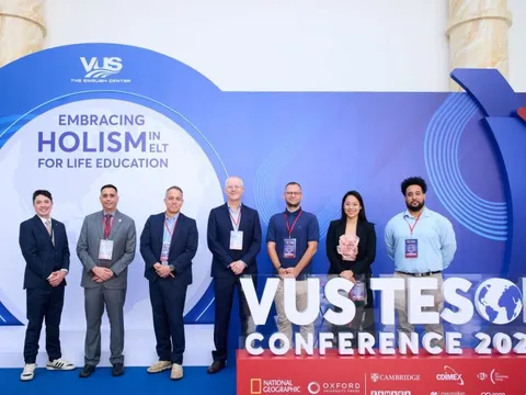 Xây dựng và thúc đẩy giáo dục toàn diện trong giảng dạy tiếng Anh cho học sinh