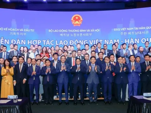 Thủ tướng: Nâng tầm hợp tác lao động Việt Nam - Hàn Quốc